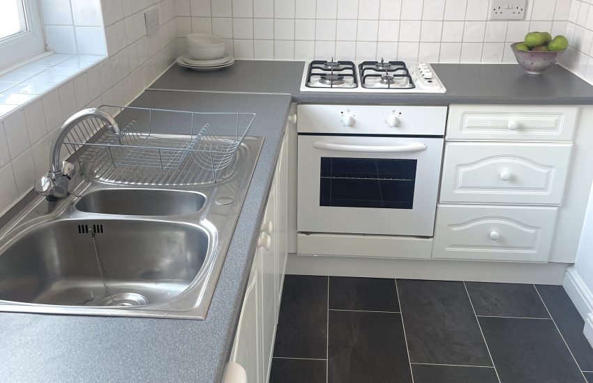 Ll f5 kitchen 2